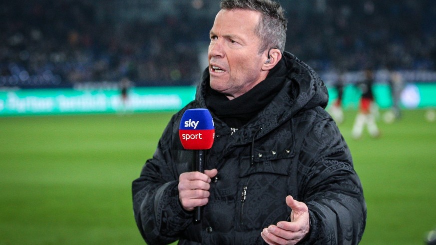 1. Fussball Bundesliga, Schalke 04 vs. VfB Stuttgart, 25.02.2023 Sky Experte Lothar Matthäus -- DFL REGULATIONS PROHIBIT ANY USE OF PHOTOGRAPHS AS IMAGE SEQUENCES AND/OR QUASI-VIDEO. *** 1 Football Bu ...