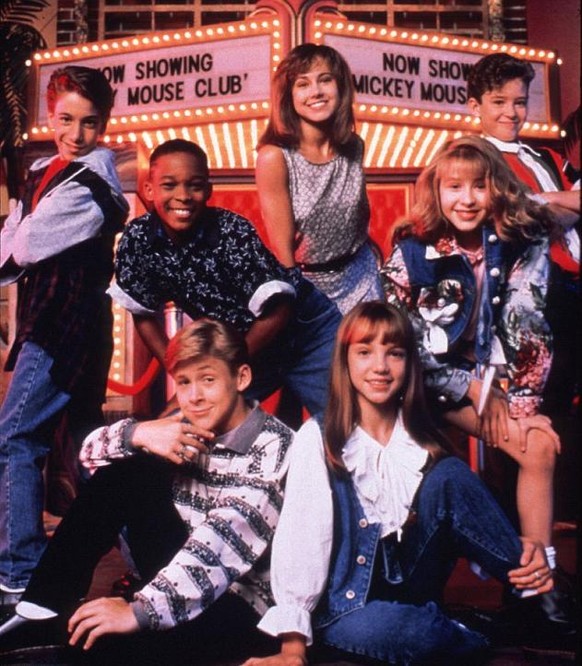Im Mickey Mouse Club waren 1994 auch Ryan Gosling (links unten), Britney Spears (rechts unten) und Christina Aguilera (rechts oben).