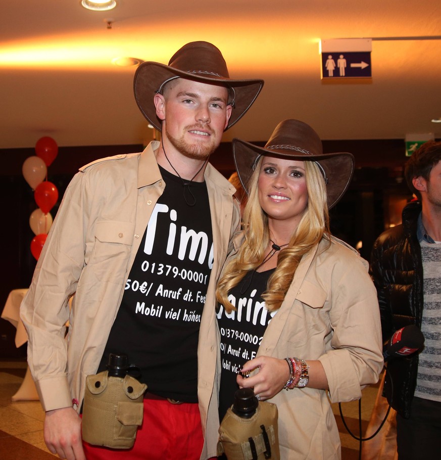 Koeln, 1.FC Koeln Karnevalssitzung ,02.02.2016, Maritimhotel, Koeln , Timo Horn mit Freundin

Cologne 1 FC Cologne Carnival meeting 02 02 2016 Maritimhotel Cologne Timo Horn with Girlfriend