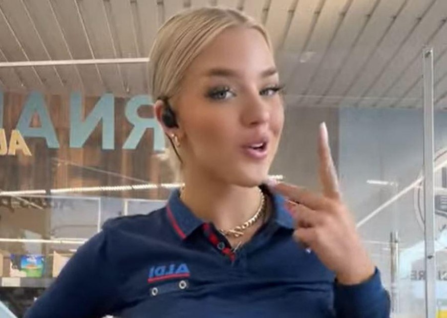 Aldi-Kassiererin Elaine Victoria hat mit einem TikTok an der Kasse rund 10 Millionen Likes bekommen.