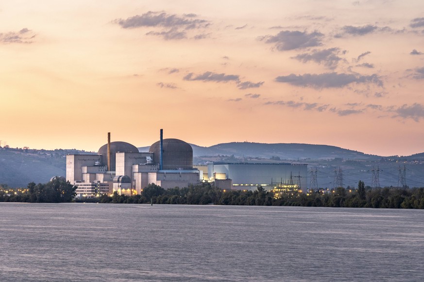 Das Kernkraftwerk Saint Alban wird durch Wasser aus der Rhône gekühlt.