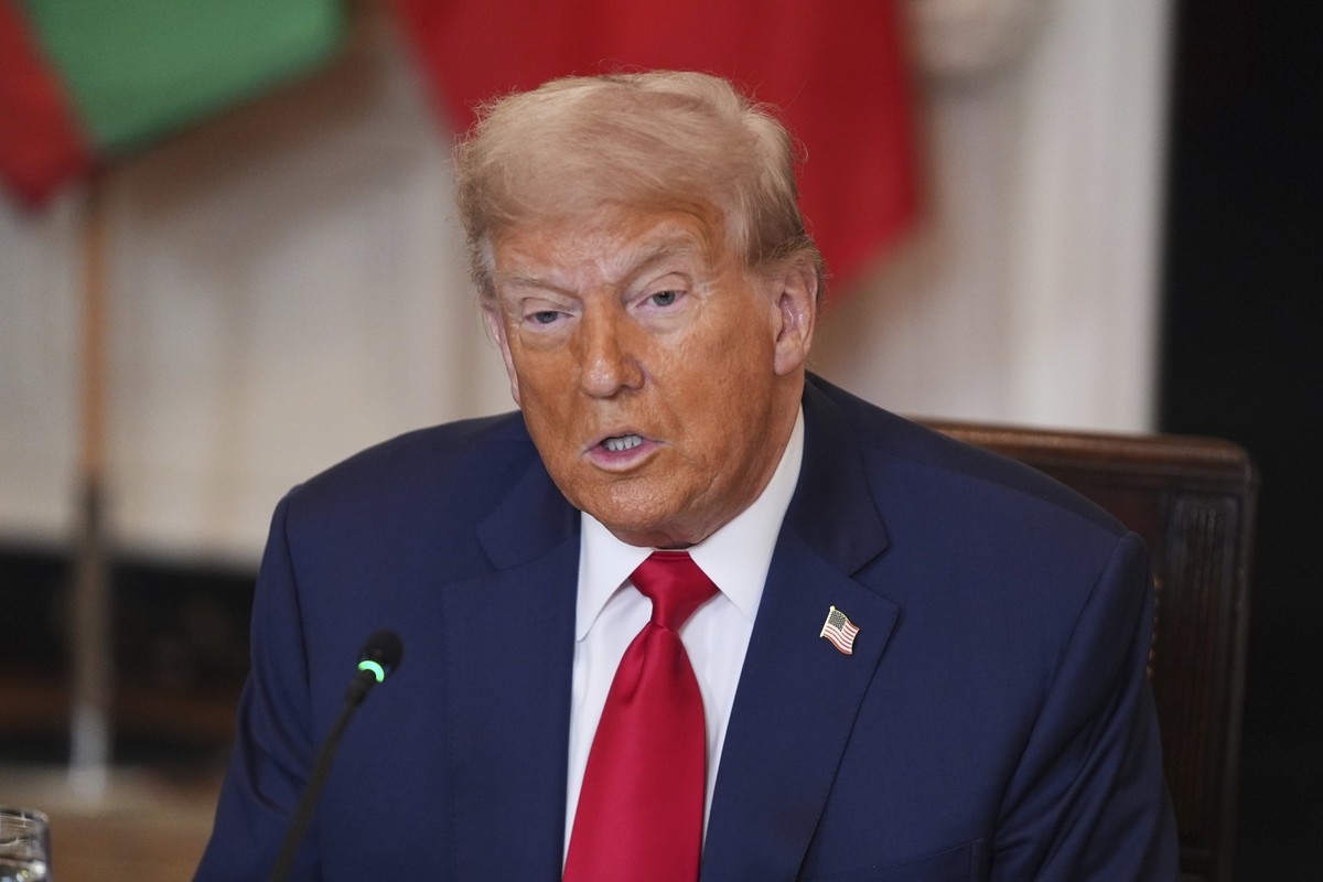 09.07.2025, USA, Washington: US-Präsident Donald Trump spricht während eines Mittagessens mit afrikanischen Staatsoberhäuptern im State Dining Room des Weißen Hauses. Foto: Evan Vucci/AP/dpa +++ dpa-B ...