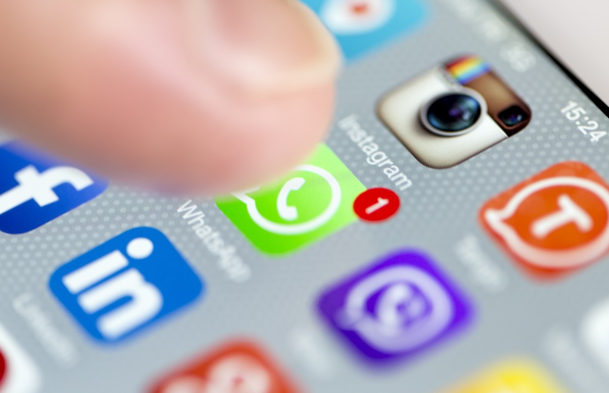 Istanbul, Turkey - September 18, 2015: Apple Iphone 6 screen with social media applications of Whatsapp, Facebook, Instagram, Viber, Linkedin, Tango, Perisfind and Snapchat.