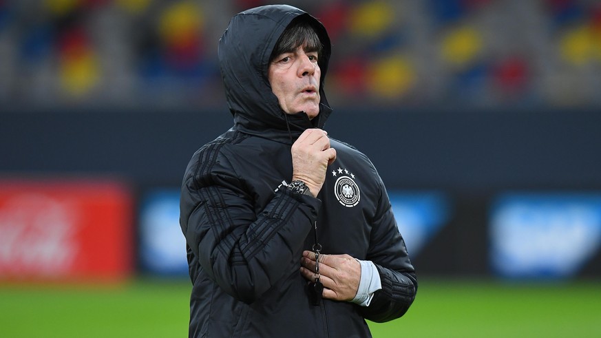 Fußball, Nationalteam Deutschland Training Fußball Training Nationalmannschaft am 14.11.2019 in der Merkur Spiel-Arena in Düsseldorf Joachim Jogi Löw Bundestrainer DFB regulations prohibit any use of  ...