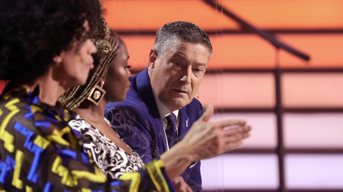 COLOGNE, GERMANY - MAY 14: Jurors Jorge Gonzalez, Motsi Mabuse and Joachim Llambi react during the 10th show of the 14th season of the television competition &quot;Let&#039;s Dance&quot; on May 14, 20 ...