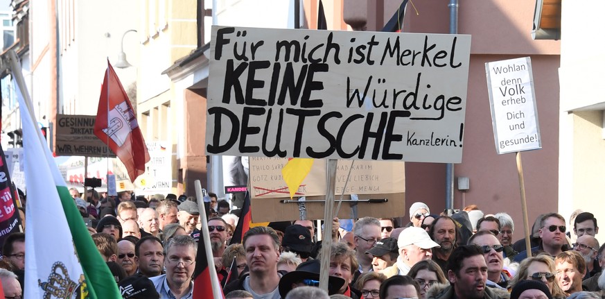 6 Dinge, die du jetzt über die Rechten in Kandel wissen musst
