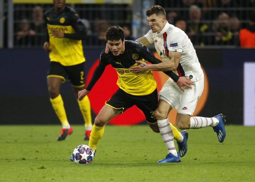 Dortmund, Deutschland, UEFA Champions League,Achtelfinale Borussia Dortmund - Paris Saint-Germain 2-1 am 18. 02. 2020 im Signal-Iduna Park in Dortmund Giovanni REYNA BVB li.- und Thomas MEUNIER PSG re ...