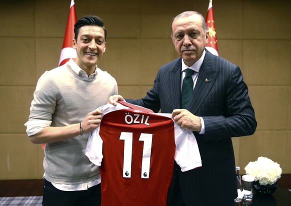 Mesut Özil und der türkische Staatschef Recep Tayyip Erdogan