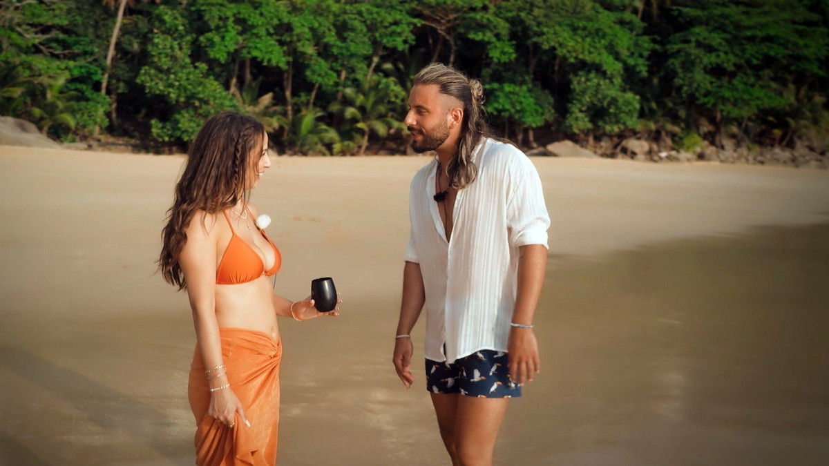 Jennifer und Kaan im Gespr�ch.

Die Verwendung des sendungsbezogenen Materials ist nur mit dem Hinweis und Verlinkung auf RTL+ gestattet.