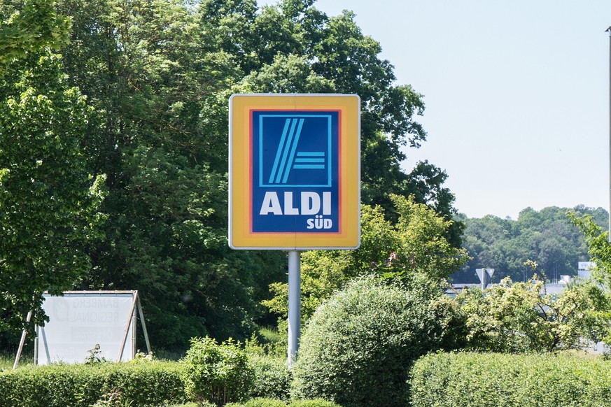 Bamberg, Deutschland 21.05.2020:
Symbolbilder - 2020

Aldi Süd, Sued, Logo, Schriftzug, Feature / Symbol / Symbolfoto / charakteristisch / Detail / | Verwendung weltweit