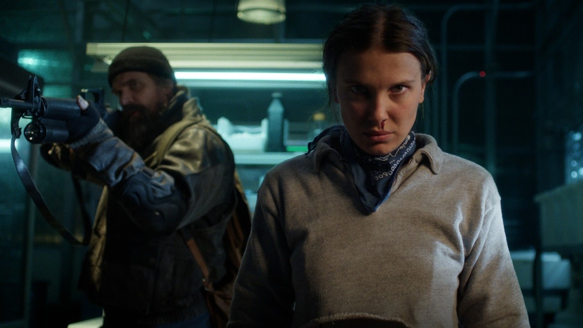 STRANGER THINGS. (L to R) David Harbour as Jim Hopper and Millie Bobby Brown as Eleven in STRANGER THINGS. Cr. Courtesy of Netflix © 2025