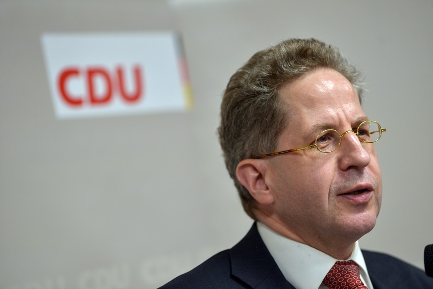 ARCHIV - 22.01.2020, Sachsen-Anhalt, Landsberg: Hans-Georg Maaßen, ehemaliger Präsident des Bundesamtes für Verfassungsschutz (BfV), hält an einem Gesprächsabend der CDU einen Vortrag zum Thema «Wie s ...