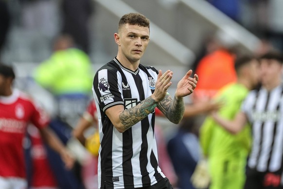 Premier League Newcastle United v Nottingham Forest Kieran Trippier of Newcastle United applauds the fans during the Premier League match Newcastle United vs Nottingham Forest at St. James s Park, New ...