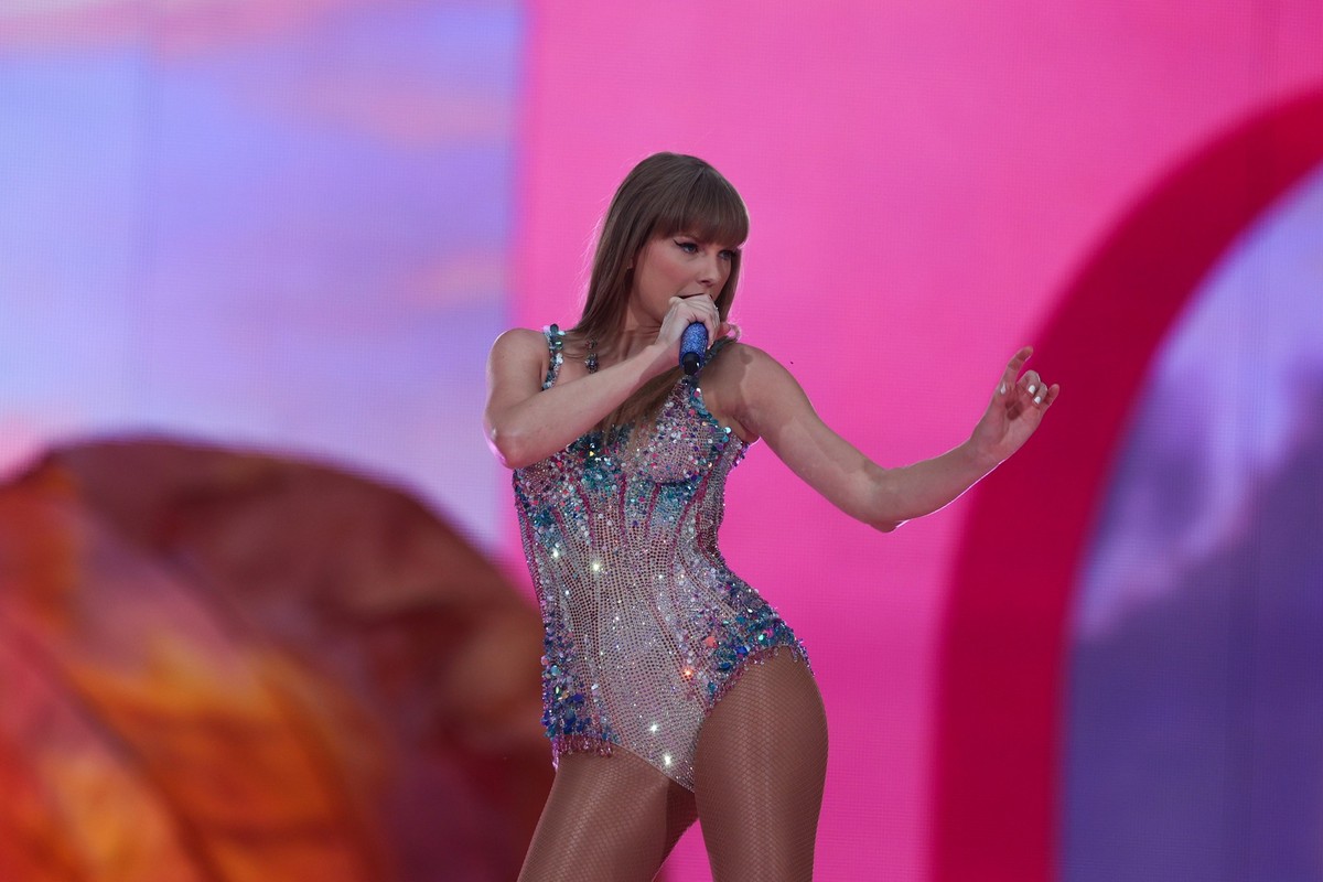dpatopbilder - 29.05.2024, Spanien, Madrid: Die Sängerin Taylor Swift während ihres ersten Auftritts im Santiago Bernabeu-Stadion. Im Rahmen ihrer Eras-Tour in Europa bietet die US-Sängerin zwei Konze ...