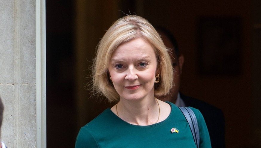 September 8, 2022, London, England, United Kingdom: UK Prime Minister LIZ TRUSS is seen leaving 10 Downing Street to reveal her plans to help public with soaring energy prices in House of Commons. Lon ...