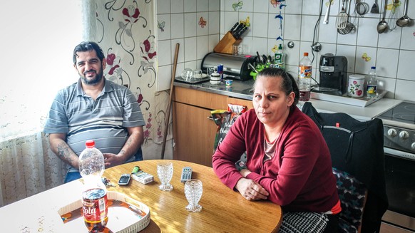Die Romafamilie Cirpaci am Küchentisch
