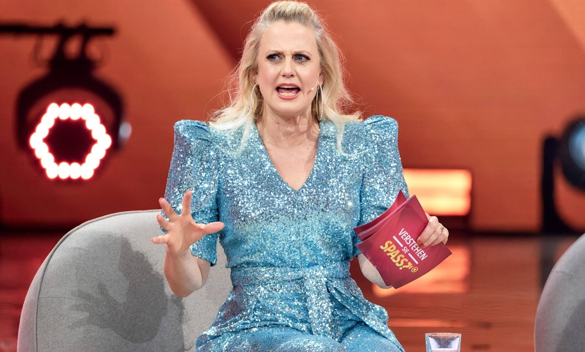 Verstehen Sie Spaß mit Barbara Schöneberger Barbara Schöneberger bei der Samstagabendshow Verstehen Sie Spaß im Studio Berlin. *** Verstehen Sie Spaß mit Barbara Schöneberger Barbara Schöneberger on t ...