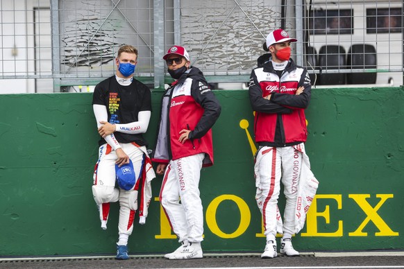 SCHUMACHER Mick ger, Haas F1 Team VF-21 Ferrari, RAIKKONEN Kimi fin, Alfa Romeo Racing ORLEN C41, GIOVINAZZI Antonio ita, Alfa Romeo Racing ORLEN C41, portrait during the Formula 1 Magyar Nagydij 2021 ...