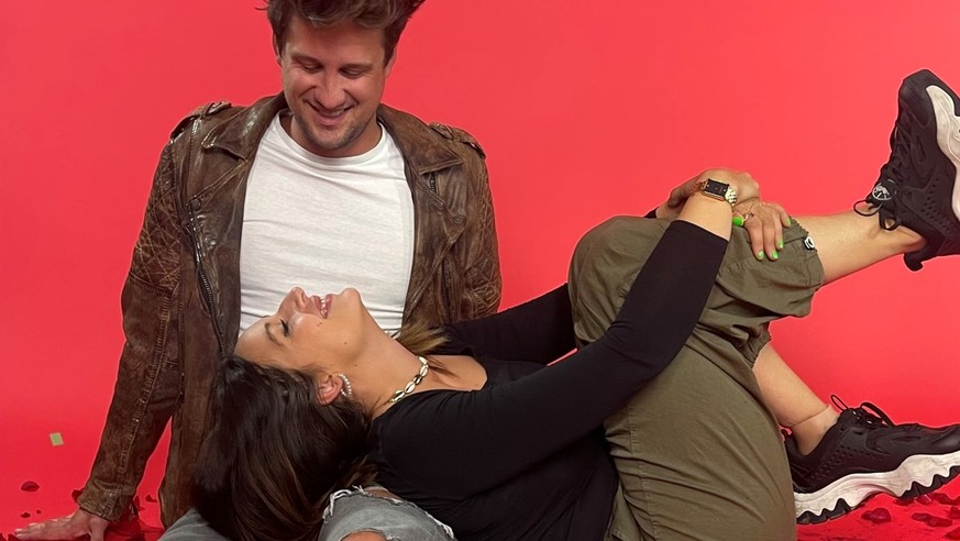 Hannah und Chris sind schon lange ein Paar – seit einigen Jahren auch in einer offenen Beziehung.