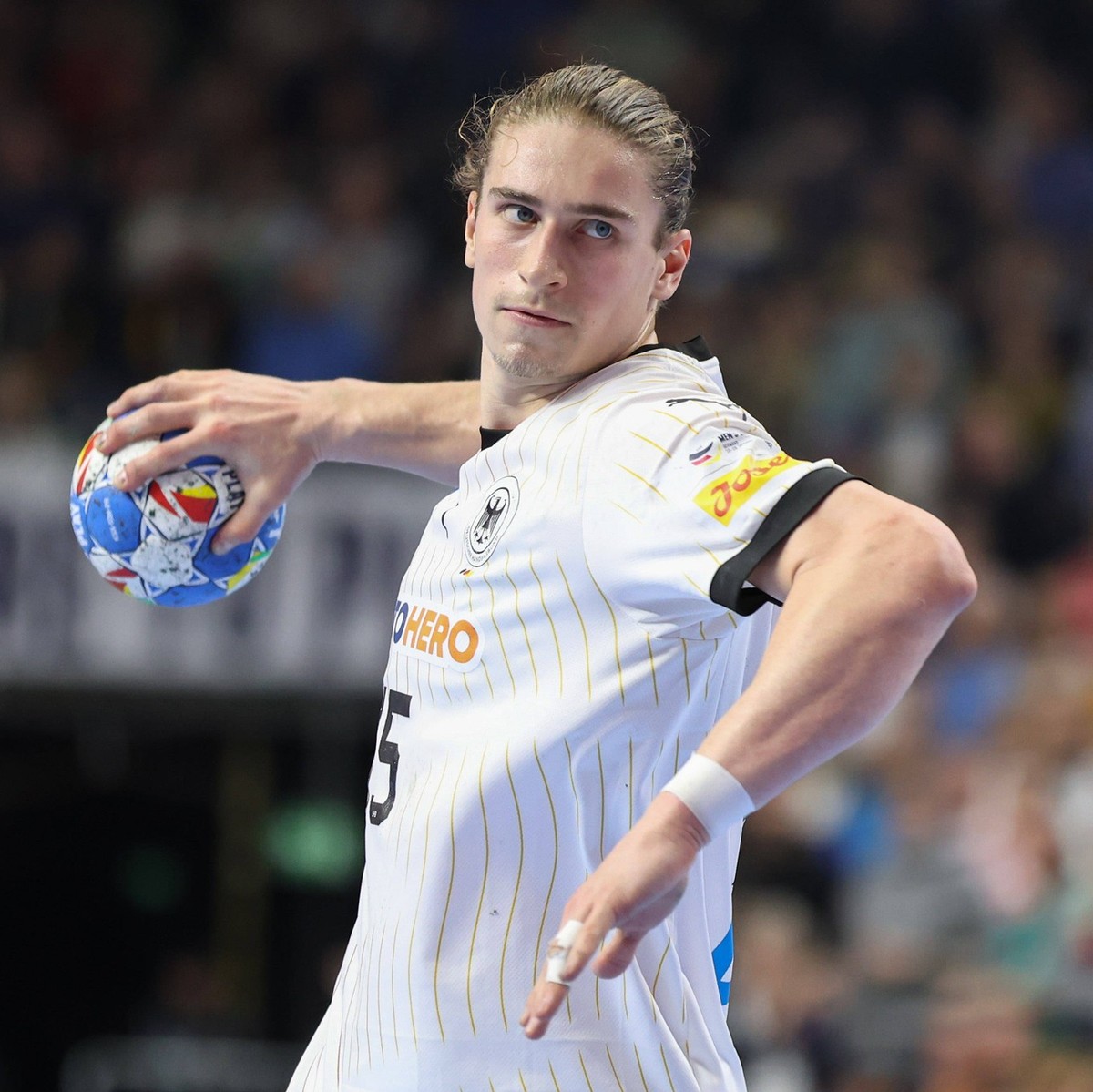 Deutschland - Island, EHF EURO 2024 Juri Knorr Deutschland, 15. Handball EHF EURO 2024, L