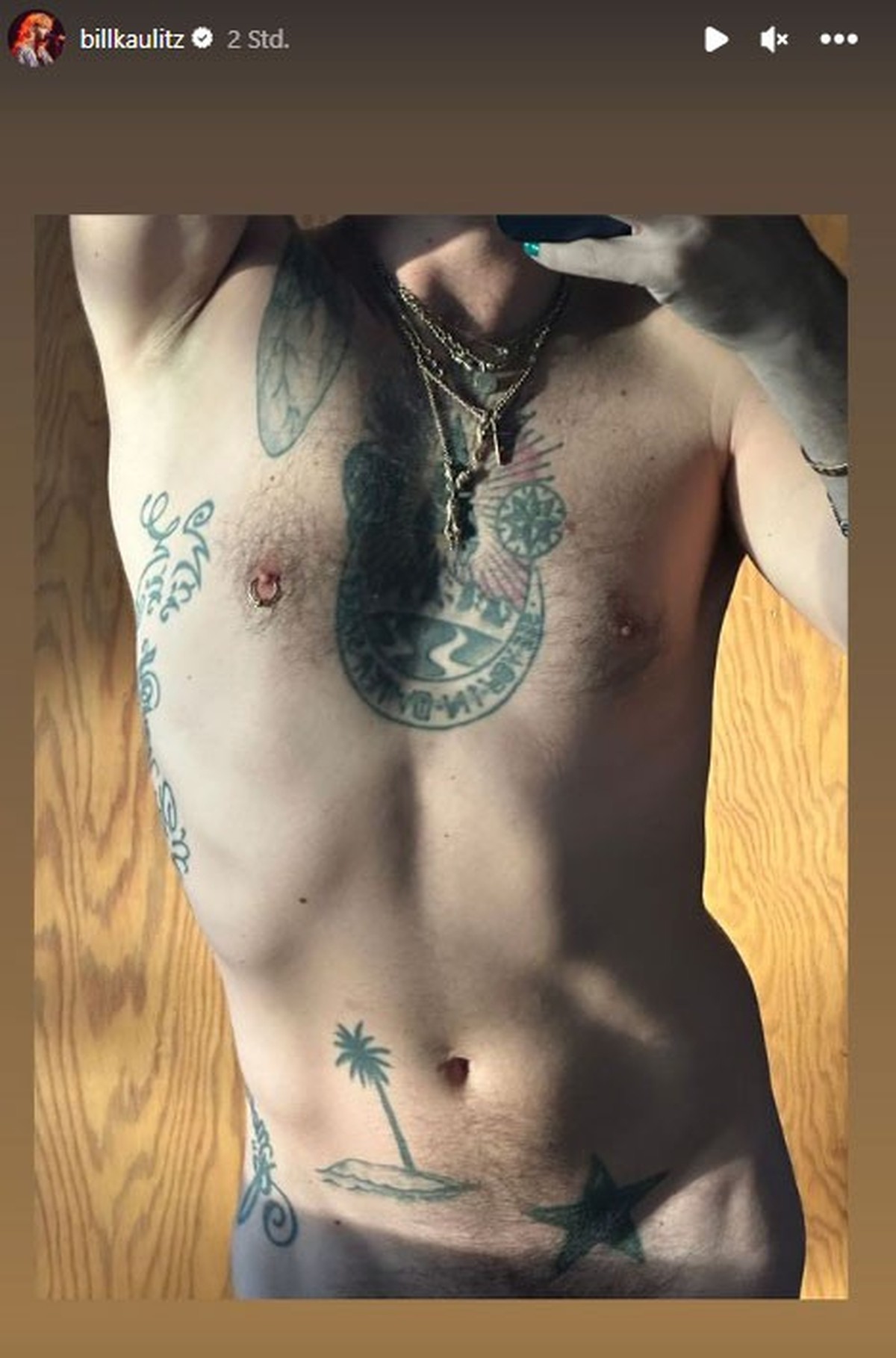 So freizügig präsentiert sich Bill Kaulitz bei Social Media.