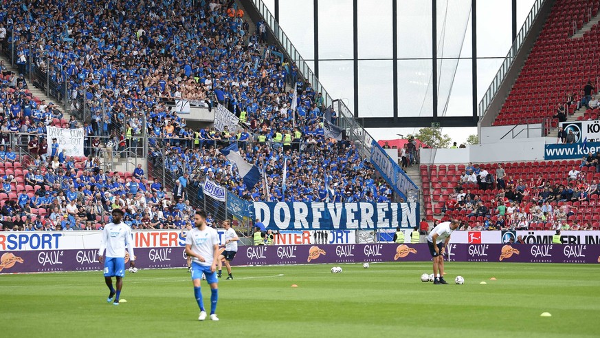 18.05.2019, xmeix, Fussball, 1. Bundesliga, FSV Mainz 05 - TSG 1899 Hoffenheim, emspor, v.l. Mitgereiste Hoffenheimer Fans DFL regulations prohibit any use of photographs as image sequences and/or qua ...