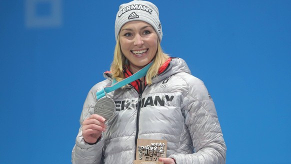 Selina Jörg mit ihrer Silbermedaille von den Olympischen Spielen 2018.
