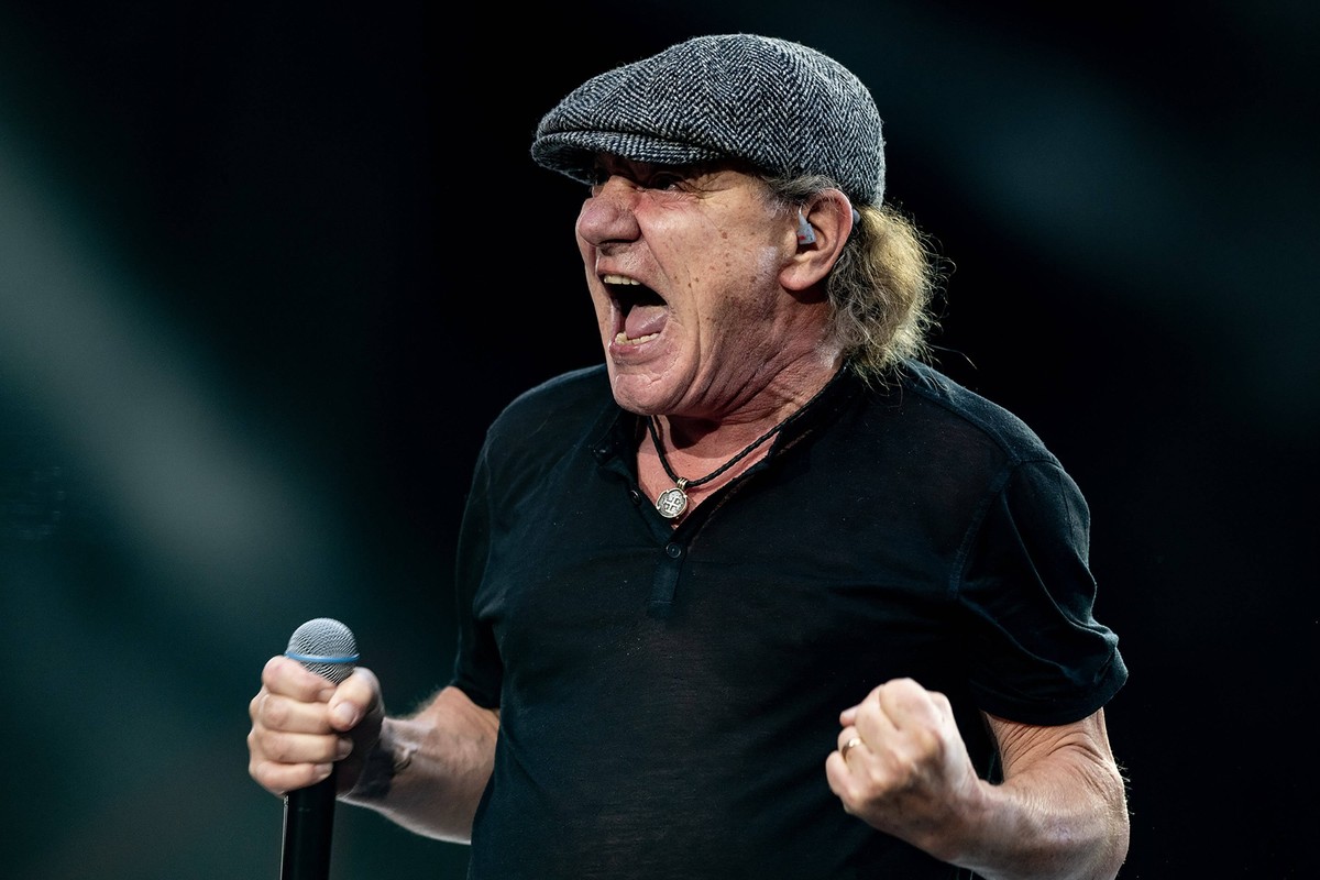 ACDC at Wembley Stadium LONDON, ENGLAND: AC/DC perform at Wembley Stadium during their Power Up World Tour. Featuring: Brian Johnson Where: London, United Kingdom When: 03 Jul 2024 Credit: Neil Lupin/ ...