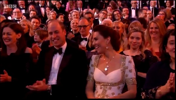 Prinz William und Herzogin Kate lachten über Brad Pitts Witz – William etwas verlegener als seine Frau.
