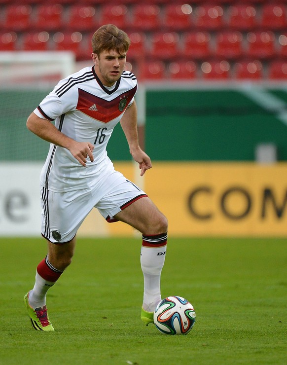 15.04.2014, xjhx, Fussball U20, Deutschland - Italien, v.l. Niclas F�llkrug (Deutschland U20) FREISTELLER

15 04 2014 Football U20 Germany Italy v l Niclas F�llkrug Germany U20 cut out