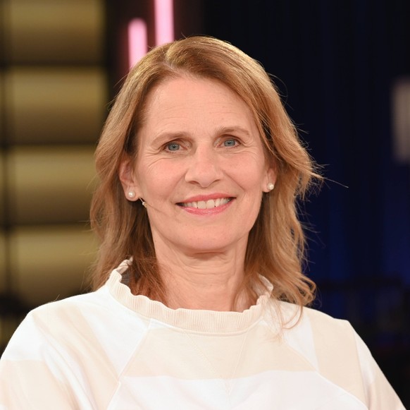 Moderatorin Katrin Müller-Hohenstein zu Gast in der WDR Talkshow Kölner Treff *** Presenter Katrin Müller Hohenstein as a guest on the WDR talk show Kölner Treff