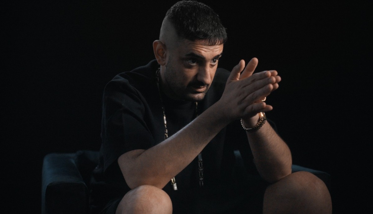 So sieht Haftbefehl noch zu Beginn der Doku aus.