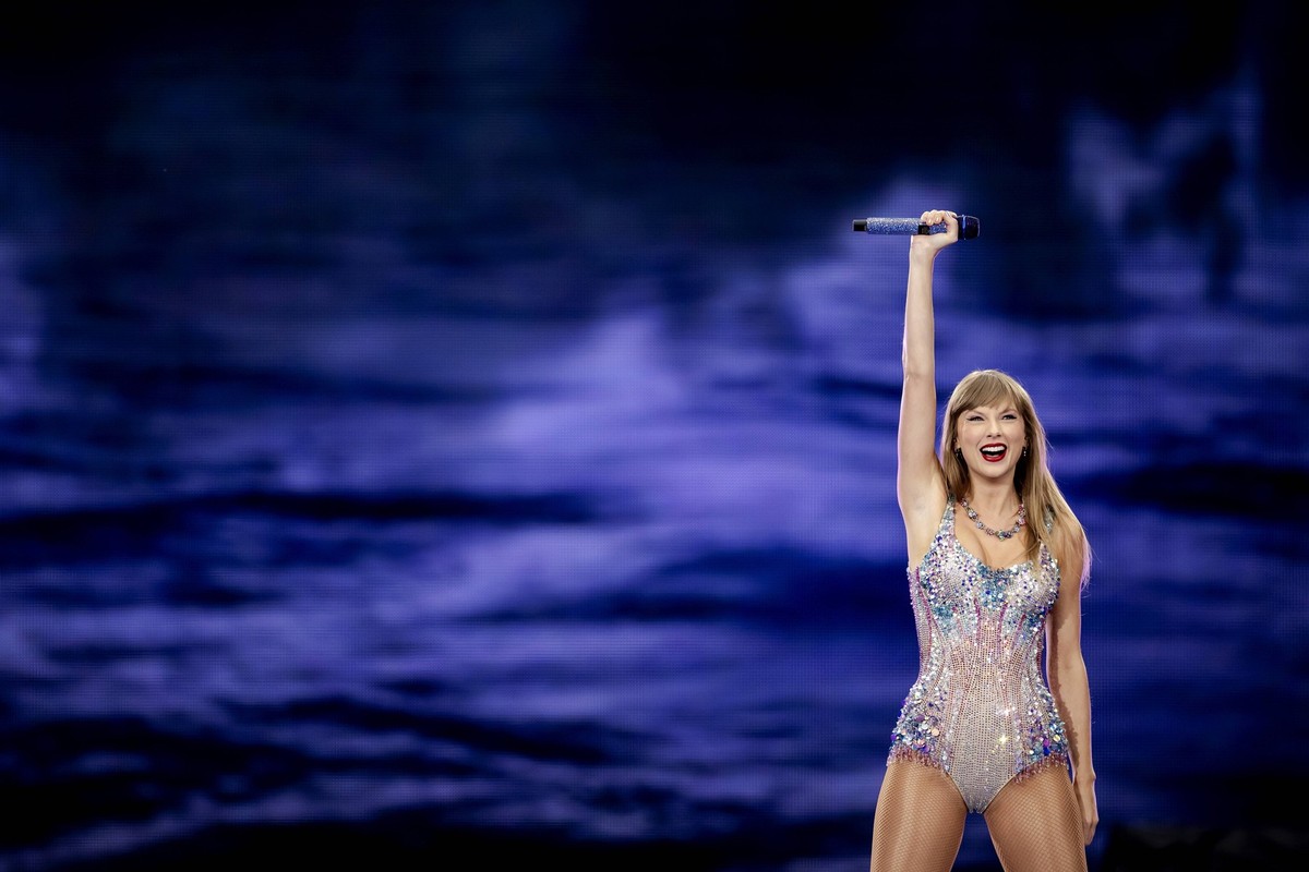 AMSTERDAM - Taylor Swift during her performance for around 55,000 people in the Johan Cruijff ArenA. The singer performed again in the Netherlands after just over nine years. ANP ROBIN VAN LONKHUIJSEN ...