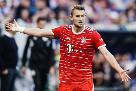 ARCHIV - 22.10.2022, Baden-Württemberg, Sinsheim: Münchens Matthijs de Ligt gestikuliert. (zu dpa: «Oranje mit Bundesliga-Duo zur WM - Flekken nicht dabei») Foto: Uwe Anspach/Deutsche Presse-Agentur G ...