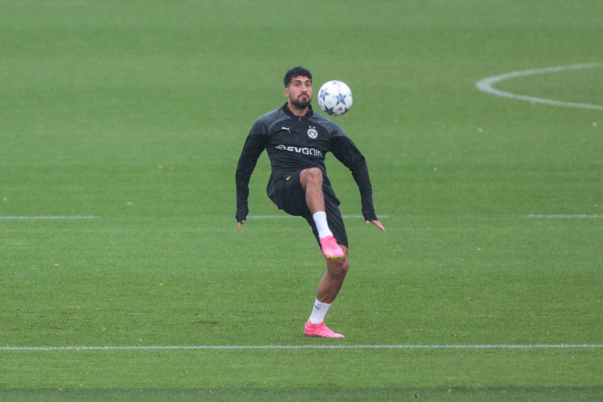 03.10.2023, Fussball, Saison 2023/2024, 1. Bundesliga, Training Borussia Dortmund, Emre Can Borussia Dortmund, Dortmund Trainingsgel�nde BVB NRW Deutschland xRHR-FOTO/DEx *** 03 10 2023, football, sea ...