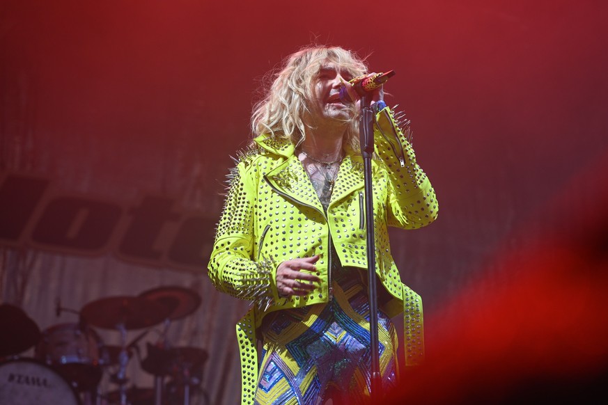 21.07.2023, Niedersachsen, Nordholz: Der Sänger Bill Kaulitz tritt mit seiner Band «Tokio Hotel» beim Deichbrand Festival auf. Foto: Lars Penning (/dpa +++ dpa-Bildfunk +++