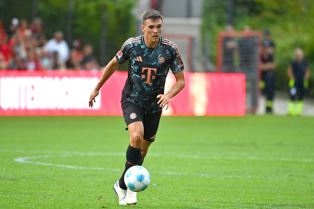 Joao PALHINHA Bayern Muenchen, Aktion,Einzelaktion,Einzelbild, Freisteller,Ganzkoerperaufnahme,ganze Figur. Fussball Testspiel FC Bayern Muenchen - WSG Tirol 3-1 am 13.08.2023 Alpenbauer Sportpark Unt ...