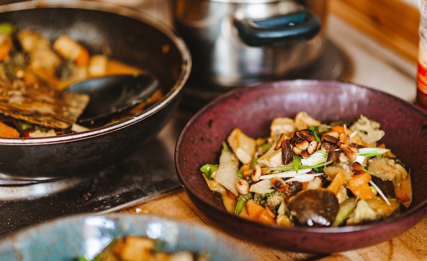 Vegan Bibimbap with Carrots, Spring Onion, Eggplant, Peanuts