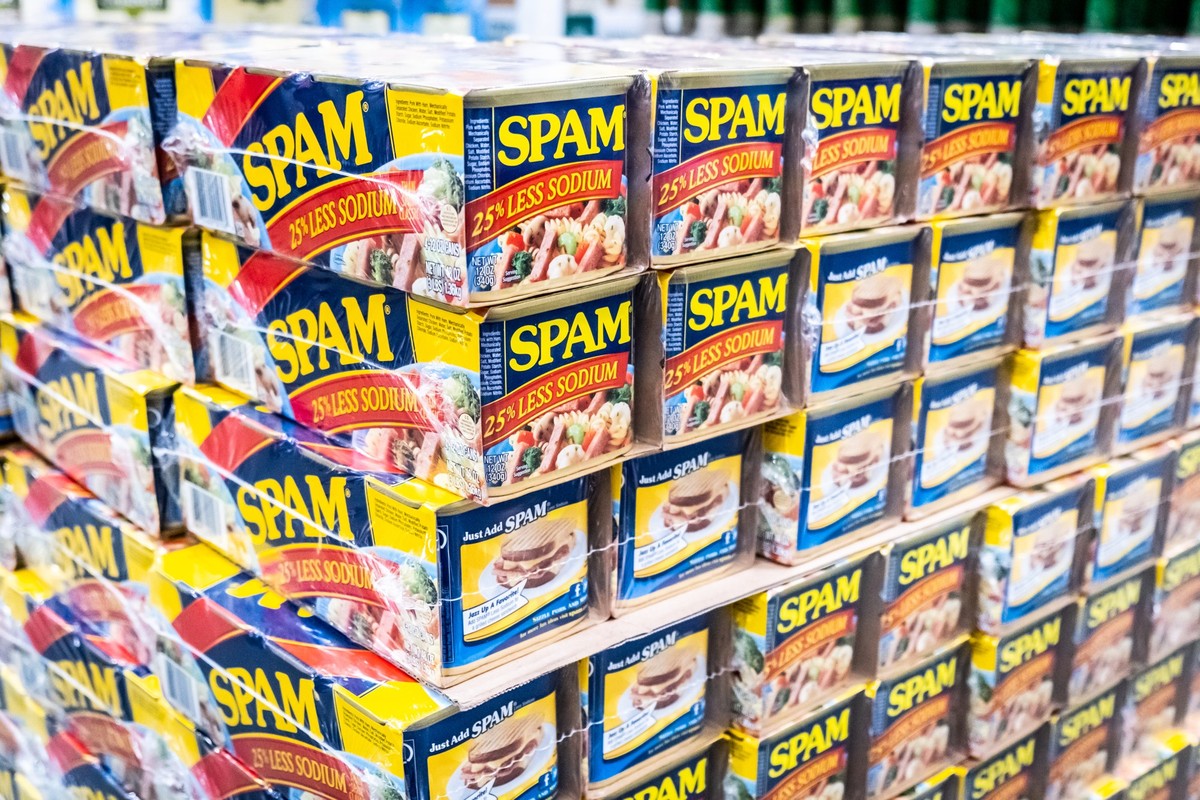 Tin cans of Spam brand canned meat, Tin cans of Spam brand canned meat for sale