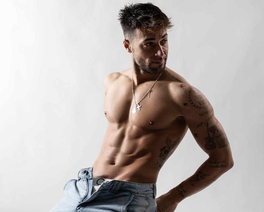 Auch auf Instagram lässt Montoya tief einblicken. ¡Dios mío!