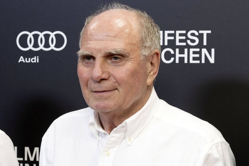 Uli Hoeneß bei der Premiere der RTL Serie Gute Freunde - Der Aufstieg des FC Bayern auf dem 40. Filmfest München 2023 im Gloria Filmpalast. München, 26.06.2023 *** Uli Hoeneß at the premiere of the RT ...