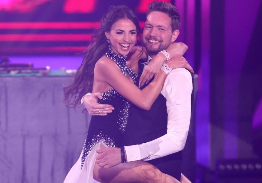 COLOGNE, GERMANY - MARCH 25: Bastian Bielendorfer and Ekaterina Leonova perform on stage during the 5th show of the 15th season of the television competition show &quot;Let&#039;s Dance&quot; at MMC S ...