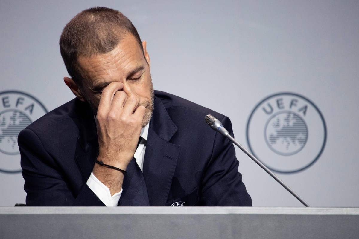 Sport Bilder des Tages UEFA president Aleksander Ceferin reacts as a journalist asks on coranovirus and the possible cancellation of Eurocup 2020 during a press conference, PK, Pressekonferenz followi ...