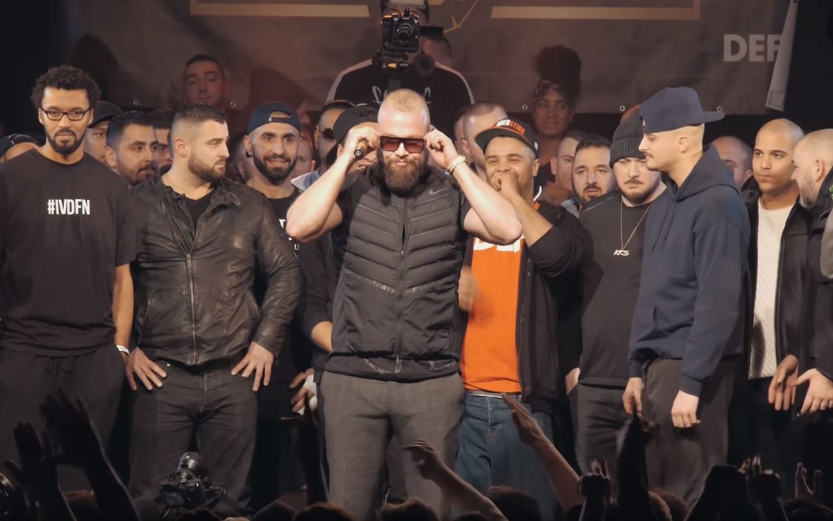 Kollegah (Mitte) lud zum Battle ein und sorgte für eine der größten Kontroversen in der deutschen Battlerap-Geschichte.