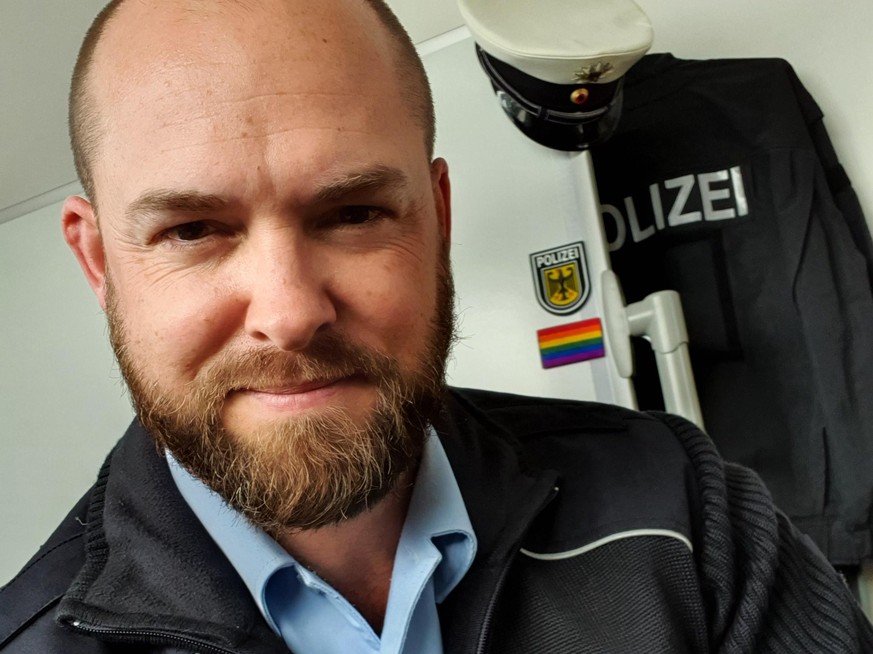 Zum Zeitpunkt seines Outings war Appenzeller der einzige schwule Mann in seiner Polizeiabteilung.