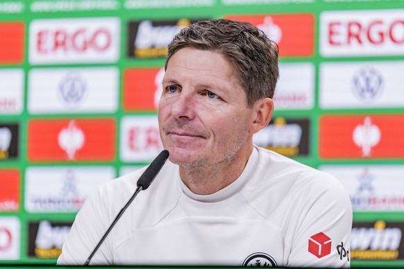 Pressekonferenz Eintracht Frankfurt, Deutsche Bank Park, Frankfurt, 06.02.2023 Oliver Glasner Trainer Eintracht Frankfurt, Pressekonferenz Eintracht Frankfurt, Frankfurt, Deutsche Bank Park, 6.2.2023  ...