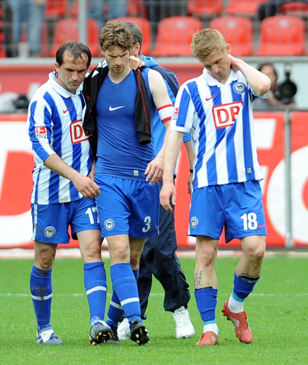 Tränen-Trio: Gekas, Friedrich und Wichniarek