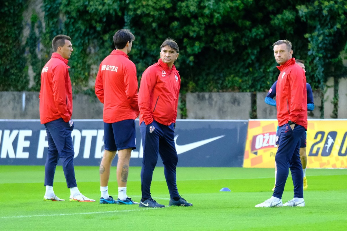 Training session of Croatian National Football team Coaches Mario Mandzukic, Vedran Corluka and Ivica Olic speaks with a head coach of Croatia Zlatko Dalic during a training session at Hitrec-Kacian S ...