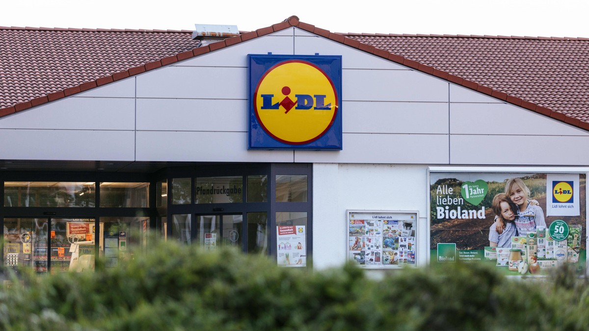Lidl-Filiale in Deutz gesehen von der Stra