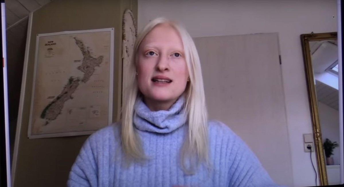 Sara äußert sich auf Youtube zu ihrem "GNTM"-Ausstieg.
